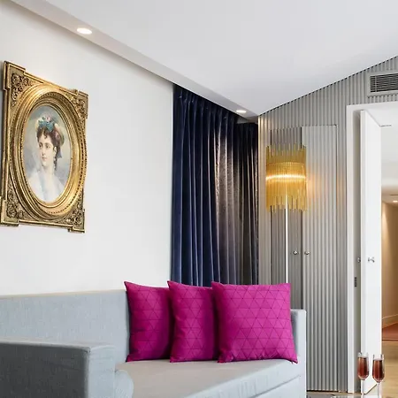 Отель De Sers Champs Elysees 5*