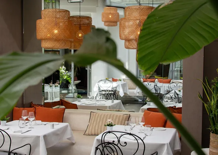 Hotel De Sers Champs Elysees