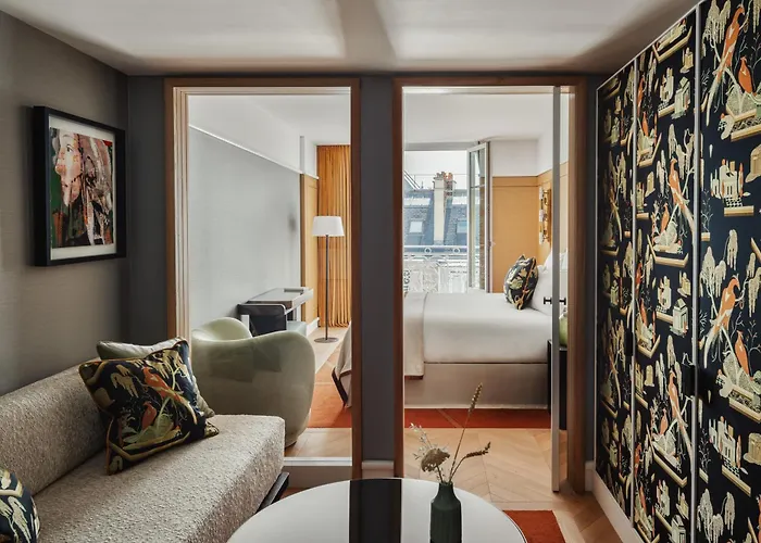 De Sers Champs Elysees 5* Paris