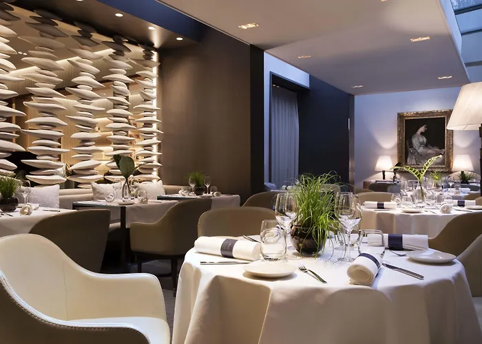 Hotel De Sers Champs Elysees