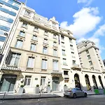 De Sers Champs Elysees 5* פריז
