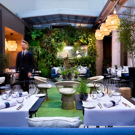 De Sers Champs Elysees 5* Párizs