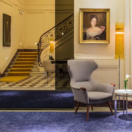 De Sers Champs Elysees Otel Paris