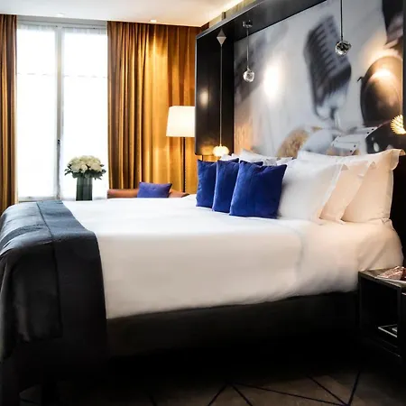 Hotel De Sers Champs Elysees 5*