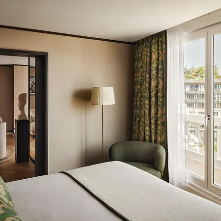 オテル ドゥ セール シャンゼリゼ 5* パリ