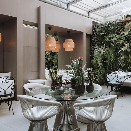 De Sers Champs Elysees 5* Paris