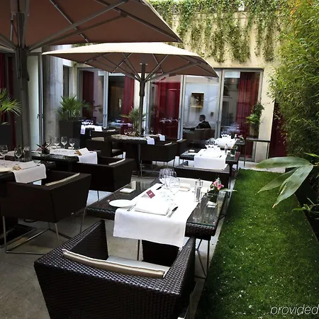 Hotel De Sers Champs Elysees Paris