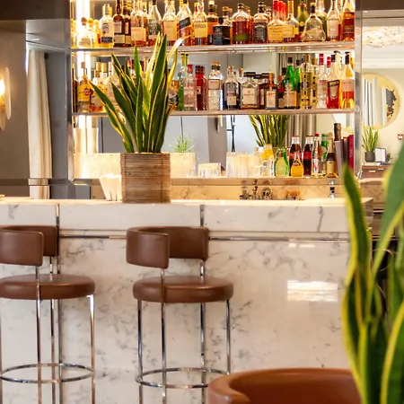 De Sers Champs Elysees 5* Paris