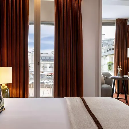 De Sers Champs Elysees Paris