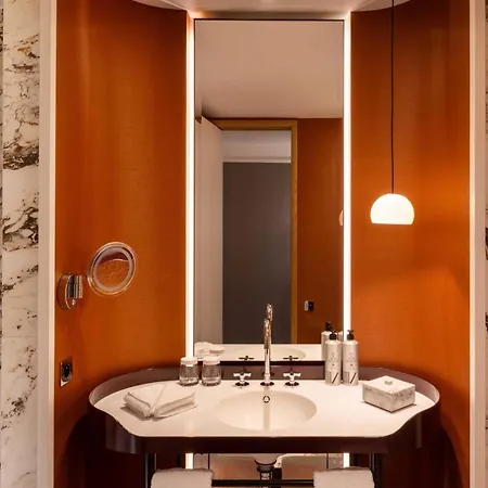 Hotel De Sers Champs Elysees 5*