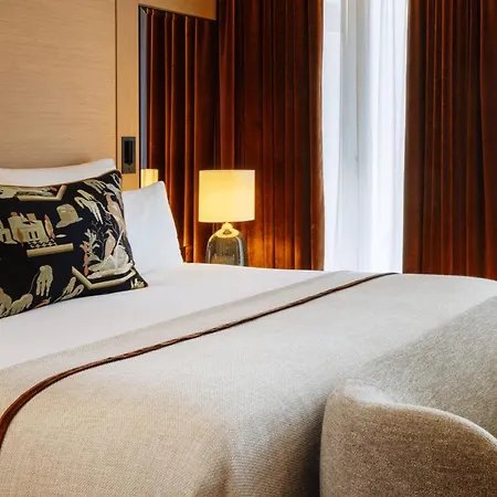 De Sers Champs Elysees 5* Paris