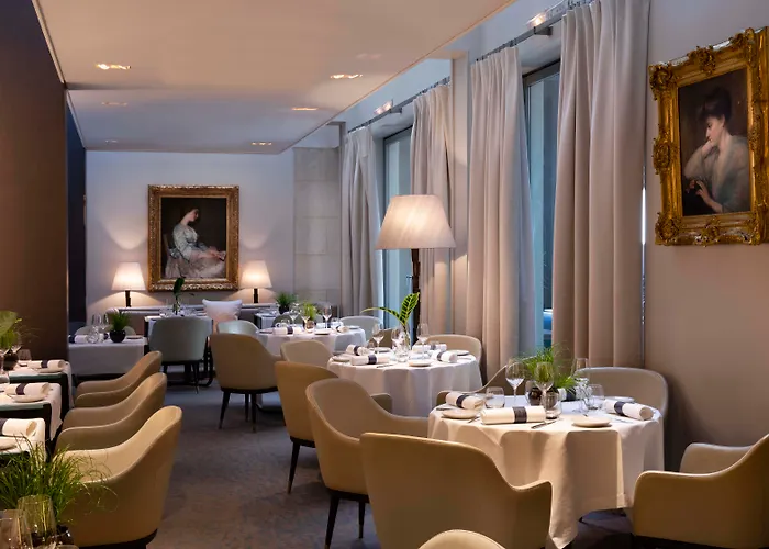 De Sers Champs Elysees Παρίσι