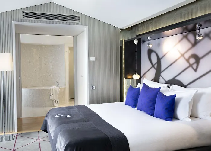 De Sers Champs Elysées