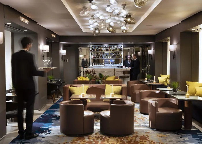 دي سيرس تشامبس إيليزيه