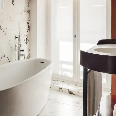 Hotel De Sers Champs Elysees 5*
