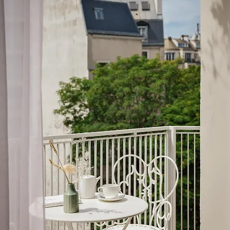 Hotel De Sers Champs Elysees 5*