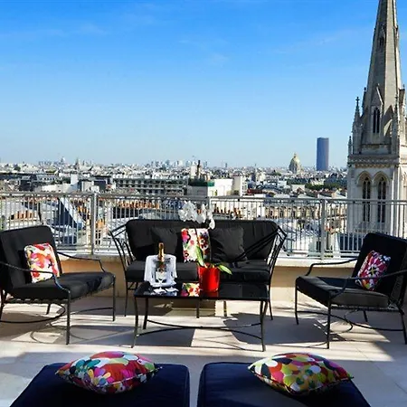 Hotel De Sers Champs Elysées 5*