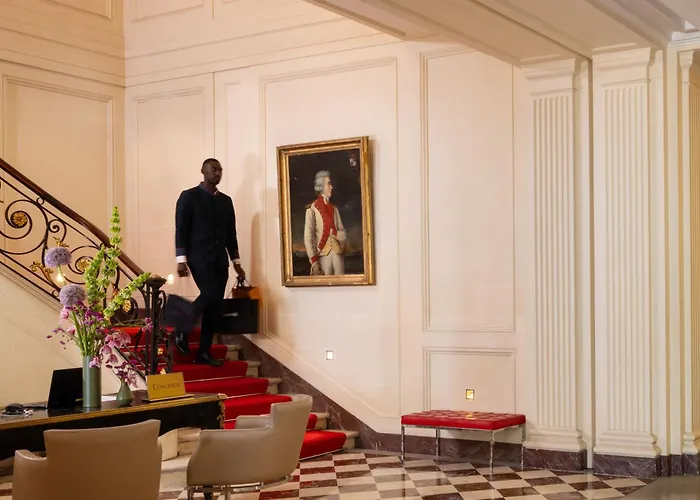 Отель De Sers Champs Elysees 5*