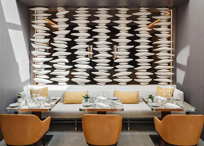 De Sers Champs Elysees 5* Париж